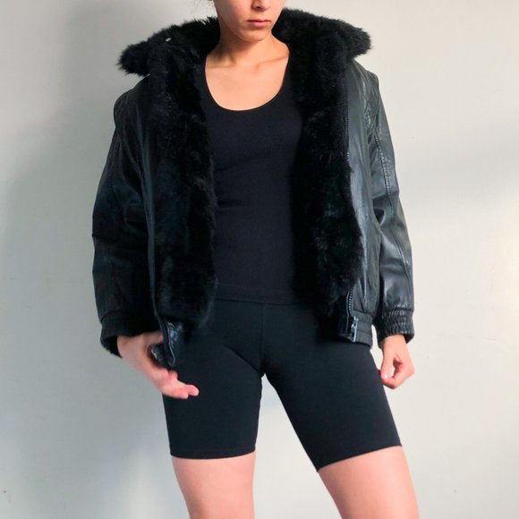 vintage leather jacket with removable fur vest - Picture 2 of 6